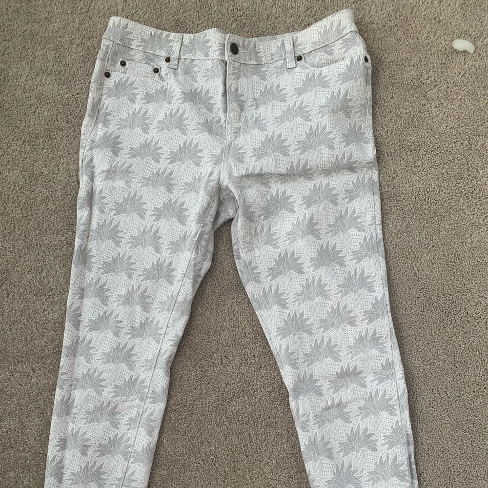 Vineyard vines denim